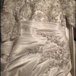 Anjolique Bridal gown